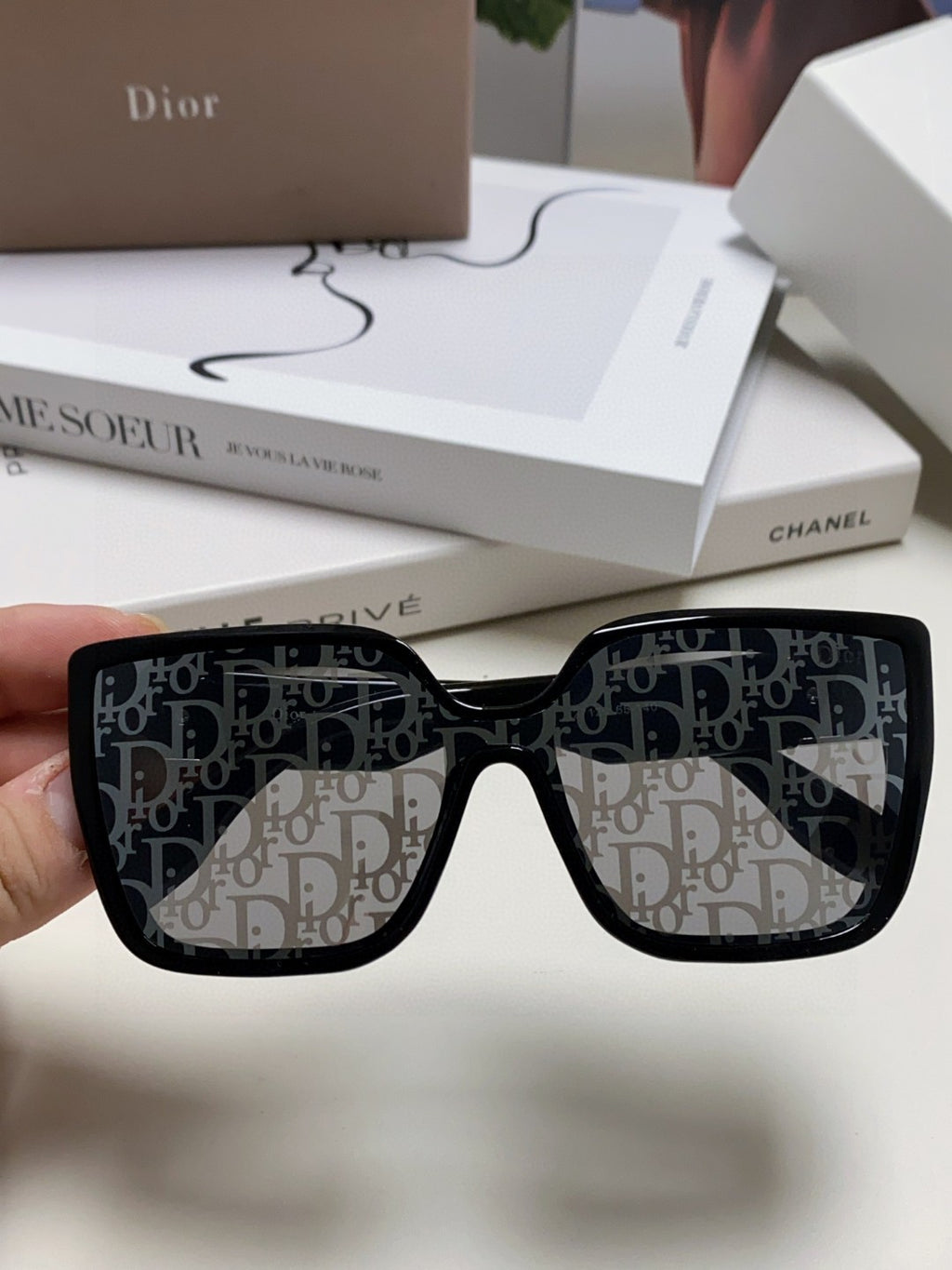 Dior Fashion Silver Lens Sunglasses for Women - 371933 - detail image 3