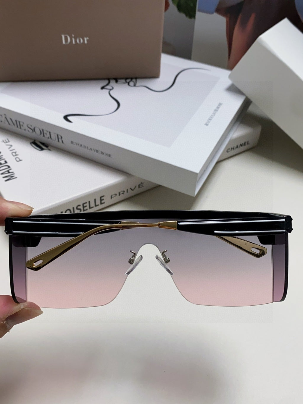 Dior Oversized Gray Lens Sunglasses for Men & Women - 371938 - detail image 4
