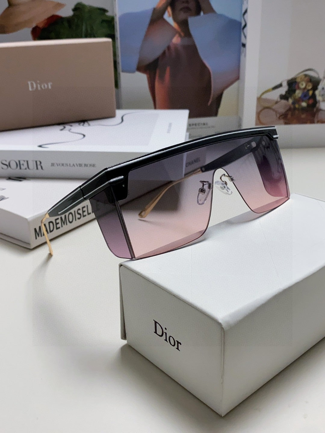 Dior Oversized Gray Lens Sunglasses for Men & Women - 371938 - detail image 7