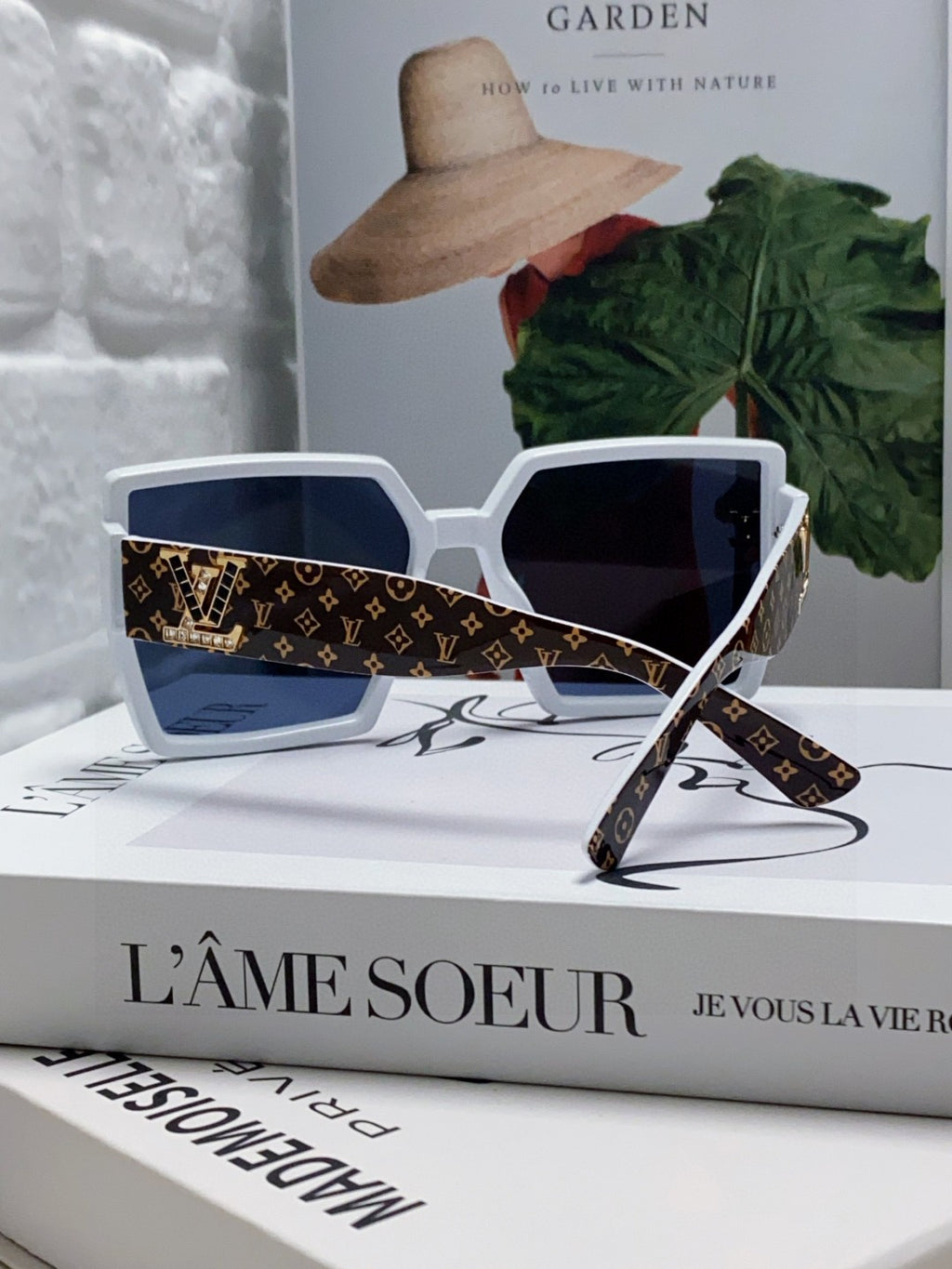 Louis Vuitton Square Black Lens Sunglasses for Women - 414914