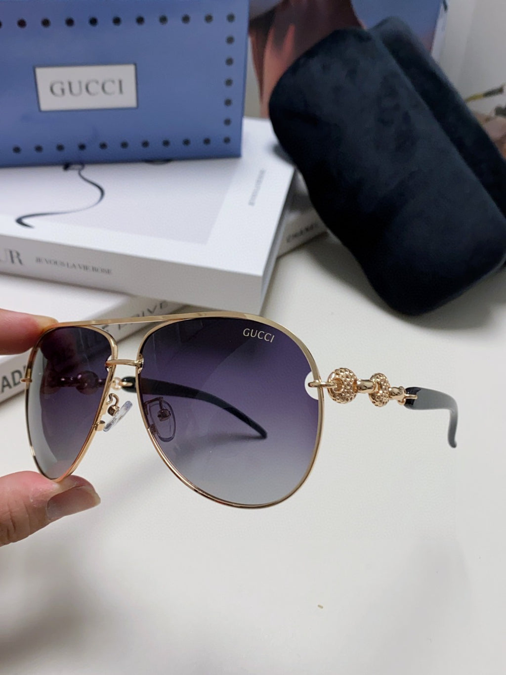 Gucci Polarized Aviator Silver Lens Sunglasses for Men & Women - detail image 5