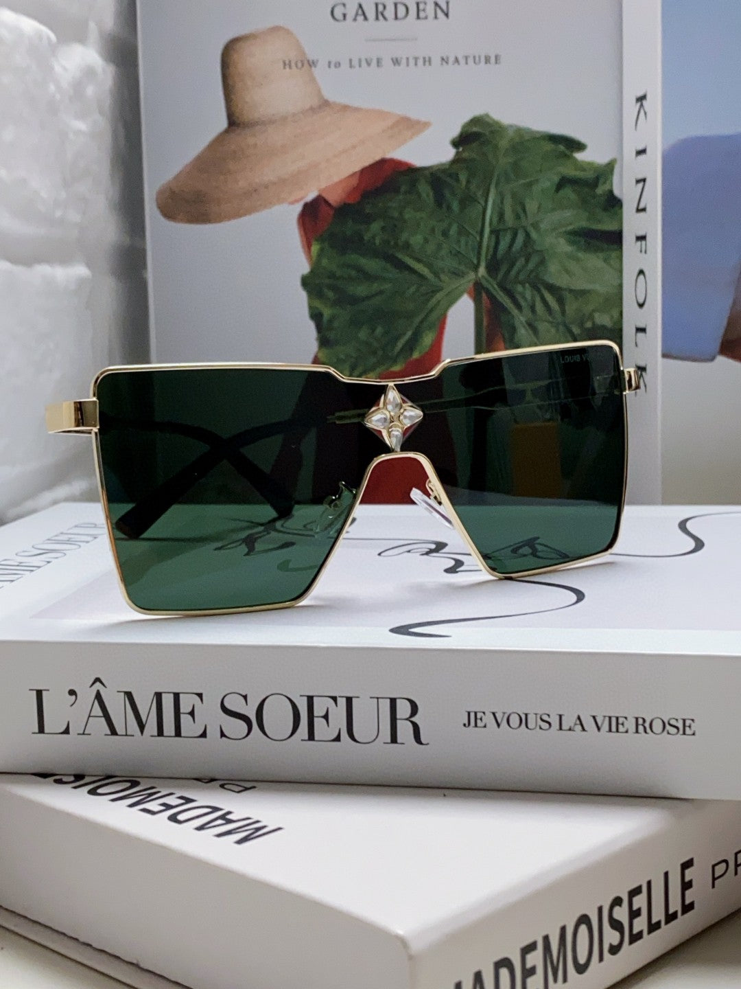 Louis Vuitton Z1700U Metal Fashion Black Lens Sunglasses for Men & Wo - 448627