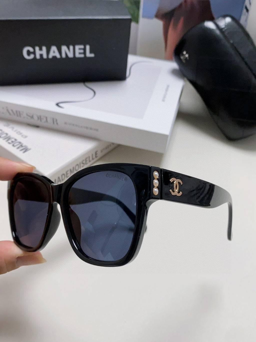 Chanel Polarized Fashion Blue Lens Sunglasses for Men & Women - 448902 - detail image 5