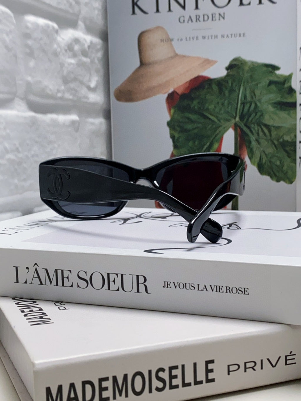 Chanel Fashion Black Lens Sunglasses for Men & Women - 448907 - detail image 4