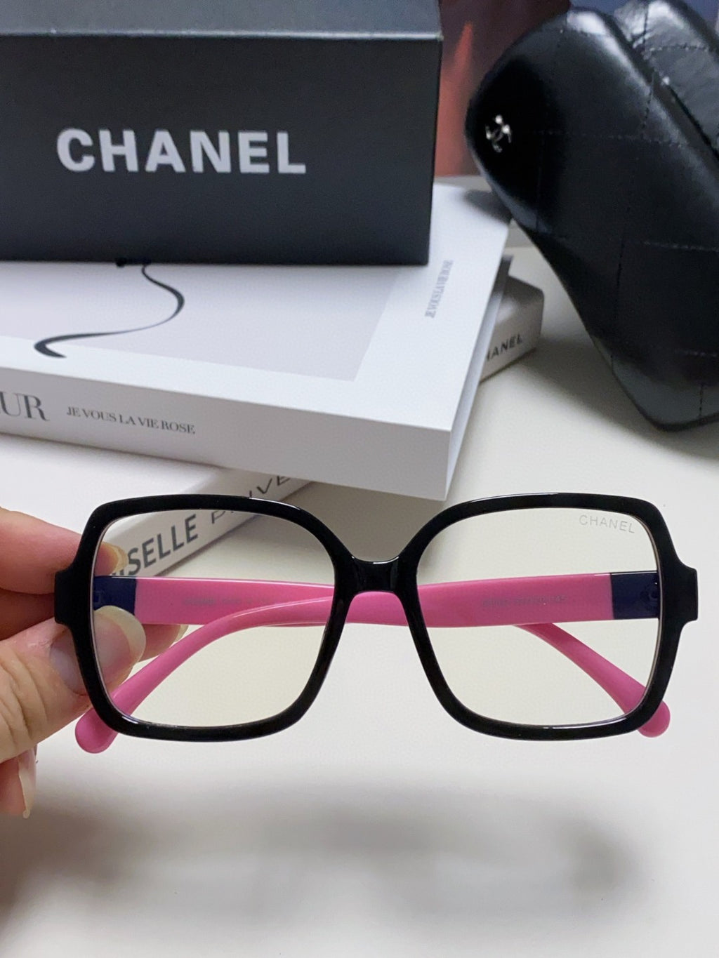 Chanel Fashion Pink Lens Sunglasses for Men & Women - 448932 - detail image 6