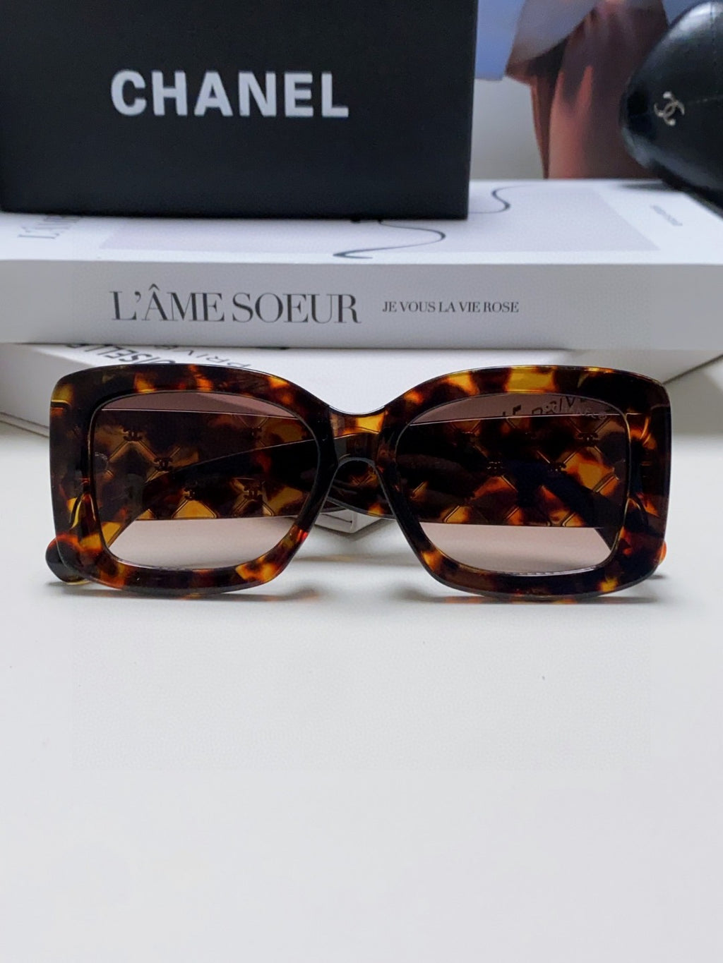 Chanel Fashion Red Lens Sunglasses for Men & Women - 448939 - detail image 8