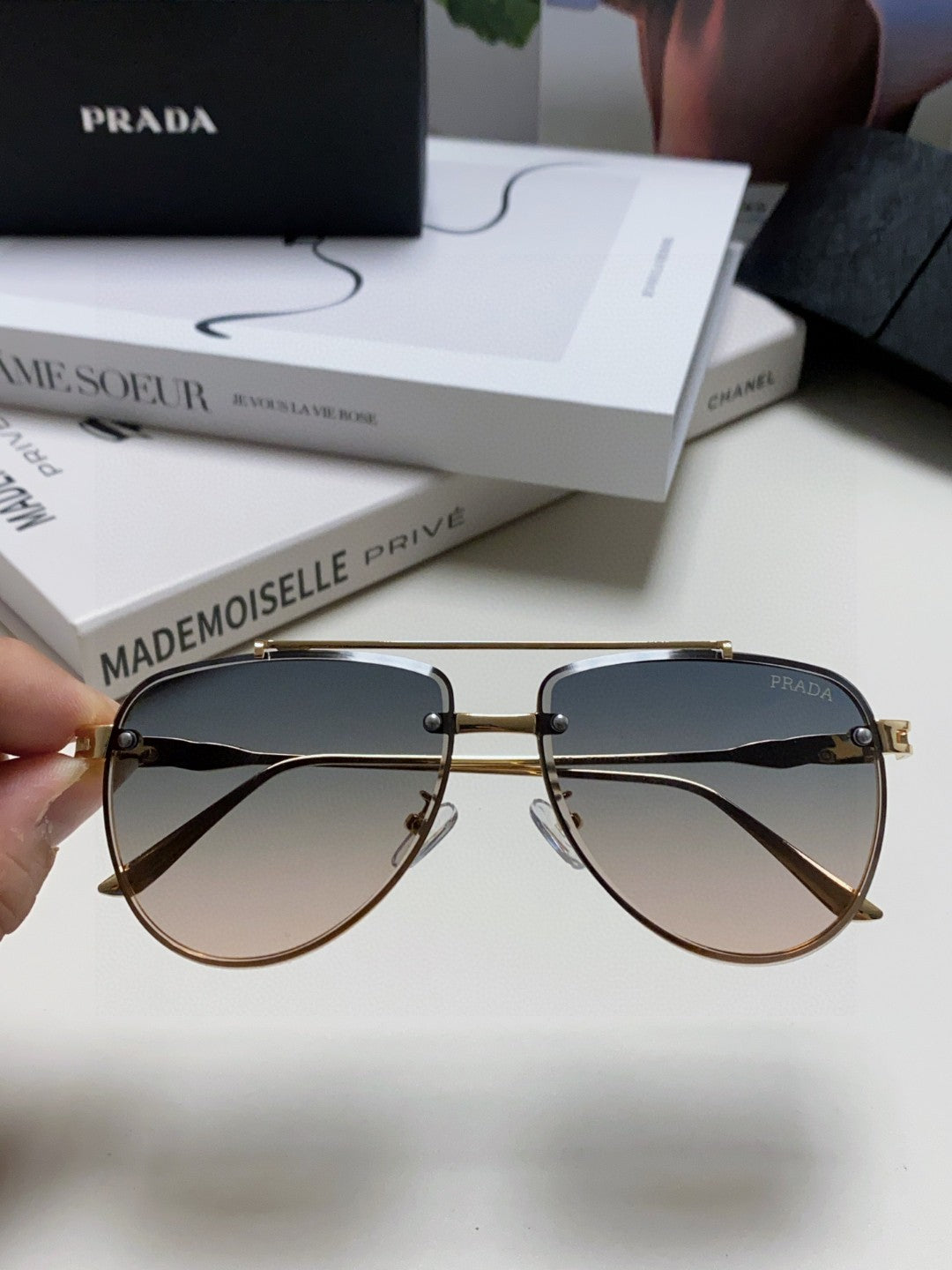 Prada Fashion Gray Lens Sunglasses for Men & Women - 465683 - detail image 3