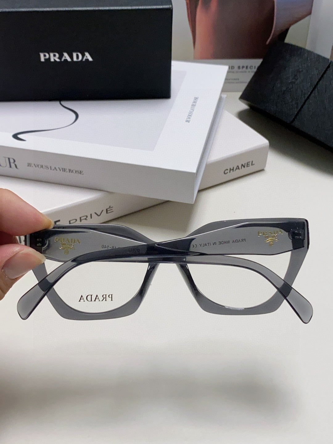 Prada Cat-Eye Gray Lens Sunglasses for Men & Women - 465677 - detail image 4