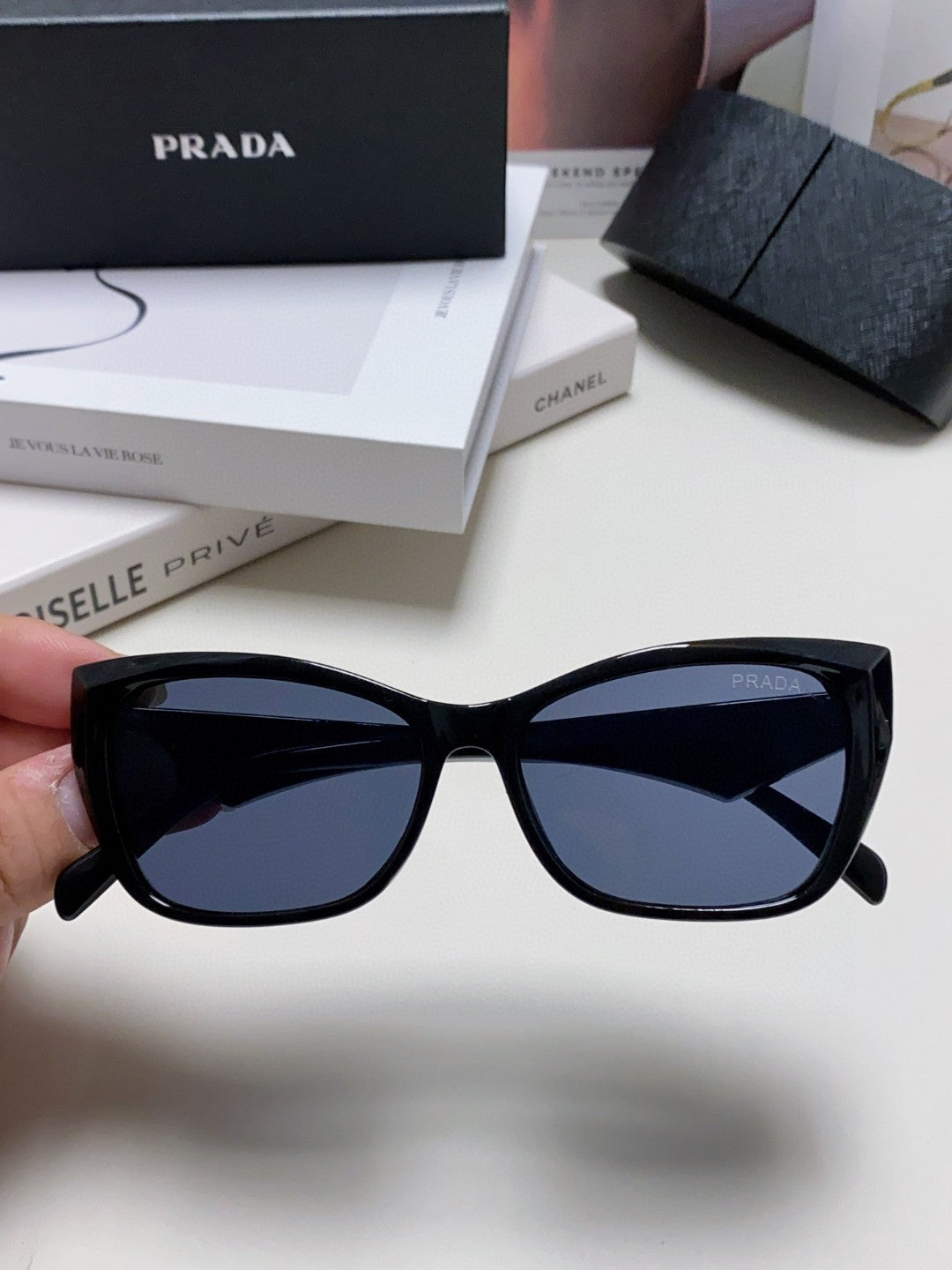 Prada Fashion Blue Lens Sunglasses for Men & Women - 465542 - detail image 3