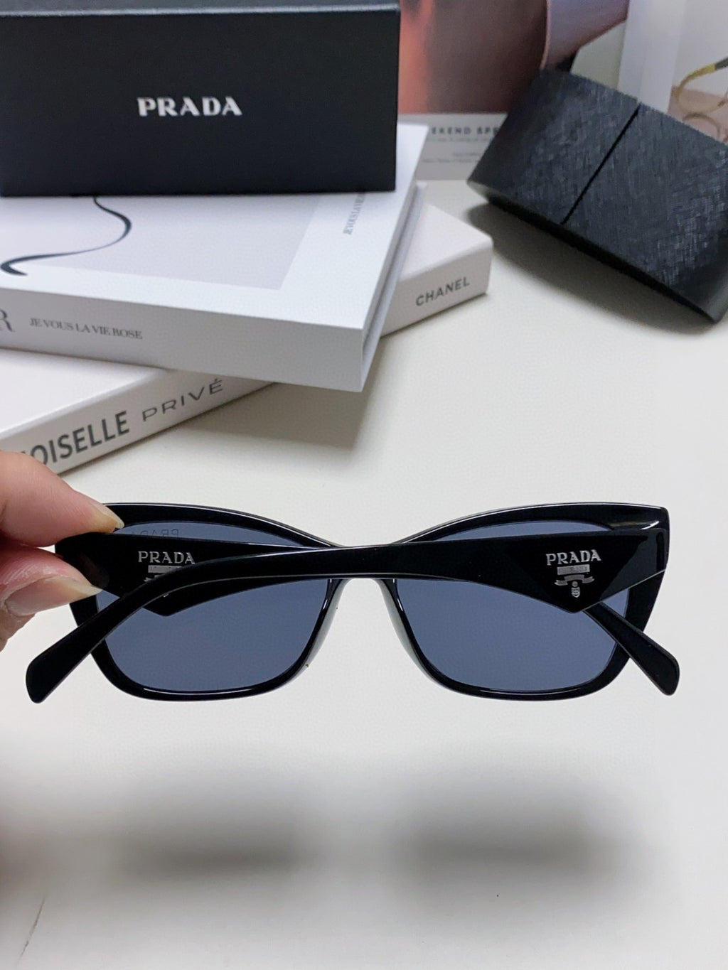 Prada Fashion Blue Lens Sunglasses for Men & Women - 465542 - detail image 4