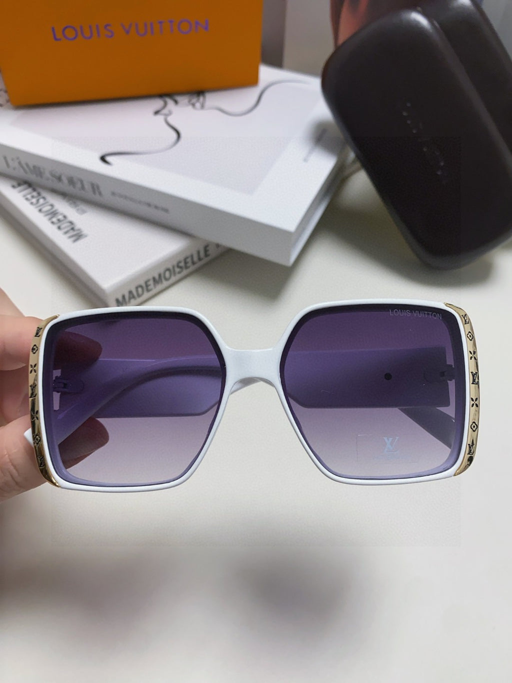 Louis Vuitton Square Red Lens Sunglasses for Women - detail image 3