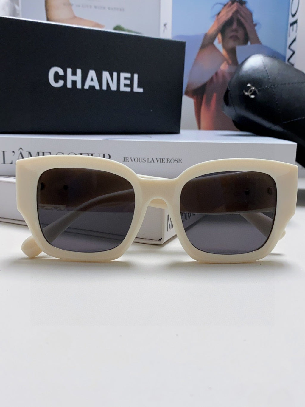 Chanel Fashion Gray Lens Sunglasses for Men & Women - 465044 - detail image 6