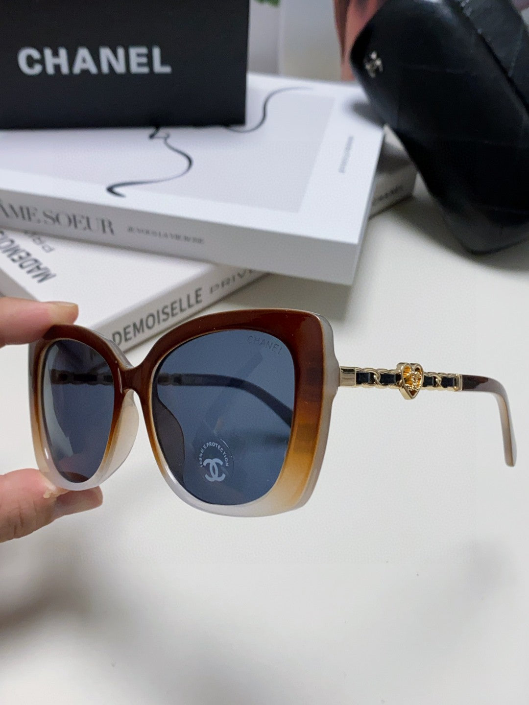 Chanel Metal Cat-Eye Blue Lens Sunglasses for Women - 465047 - detail image 5