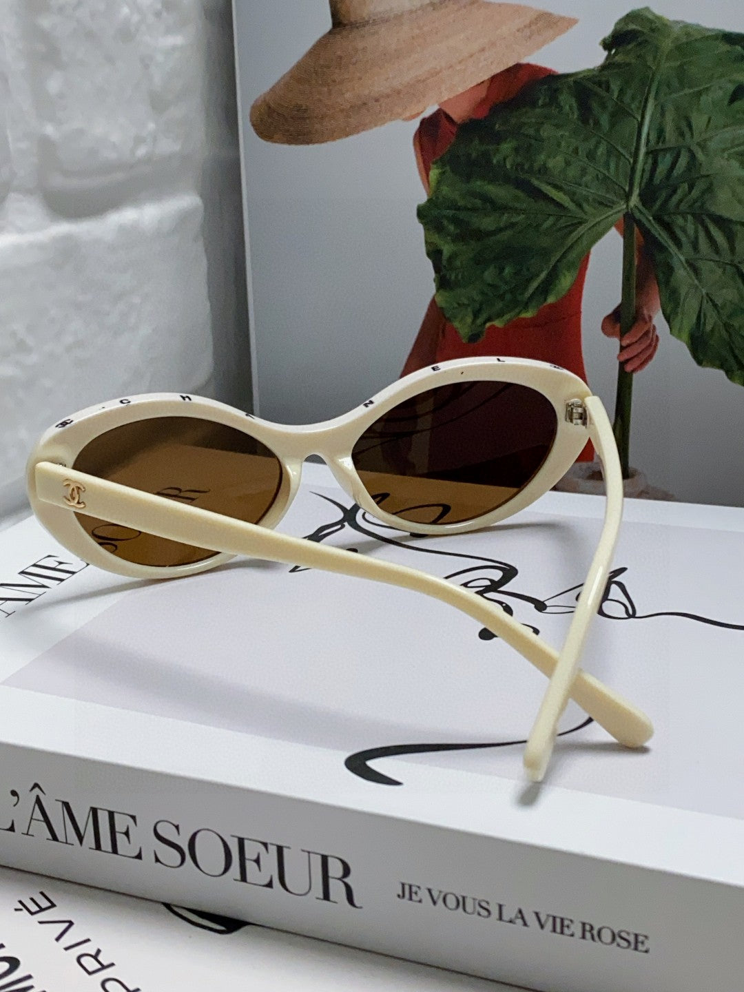 Chanel Cat-Eye Brown Lens Sunglasses for Men & Women - 465056 - detail image 2