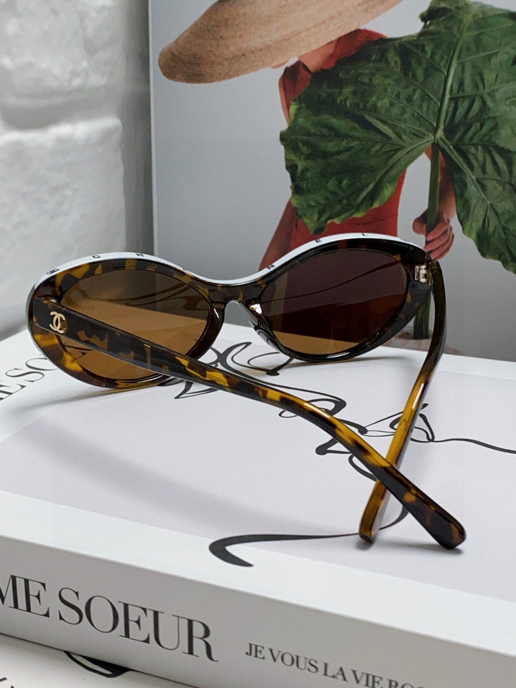 Chanel Cat-Eye Brown Lens Sunglasses for Men & Women - 465057 - detail image 2