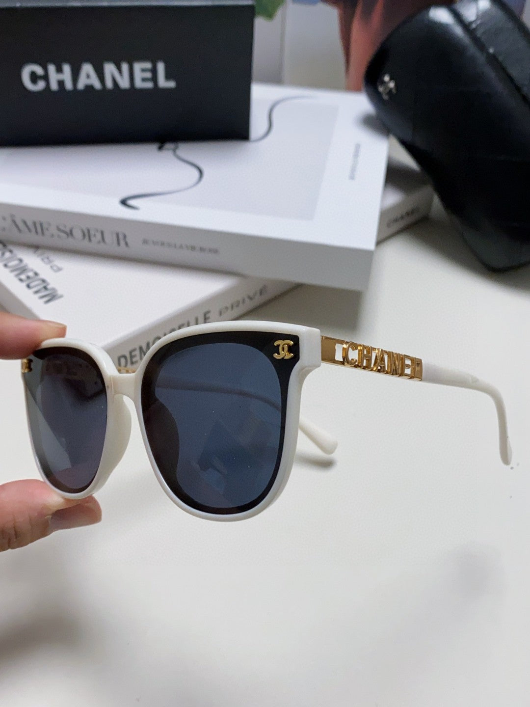 Chanel Square Gray Lens Sunglasses for Men & Women - detail image 4