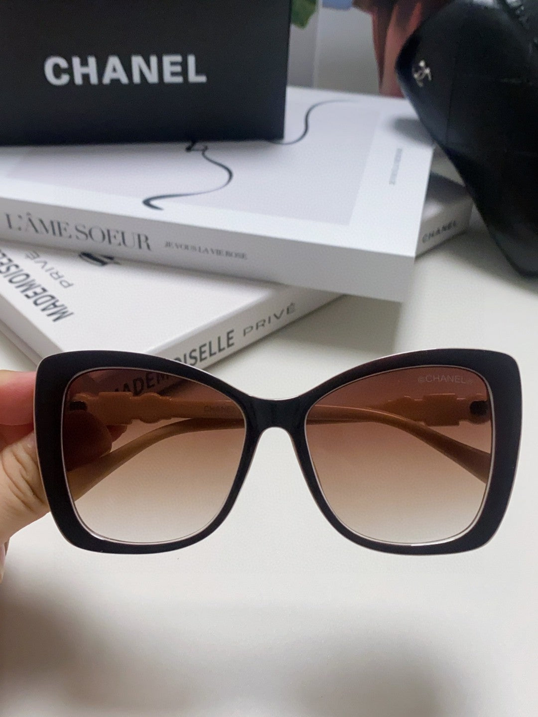 Chanel CH5445H Fashion Gray Lens Sunglasses for Men & Women - detail image 3
