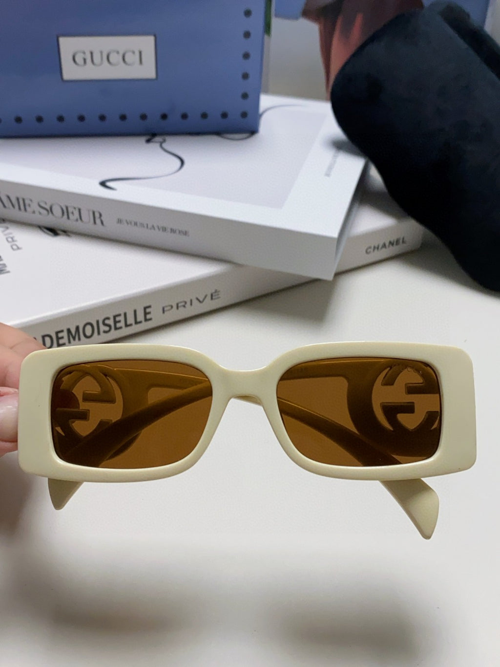 Gucci Rectangular Brown Lens Sunglasses for Men & Women - 464860 - detail image 3