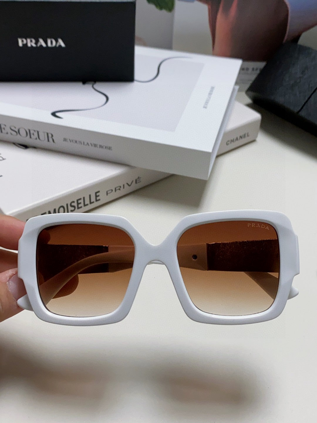 Prada Fashion Brown Lens Sunglasses for Men & Women - 415714 - detail image 3