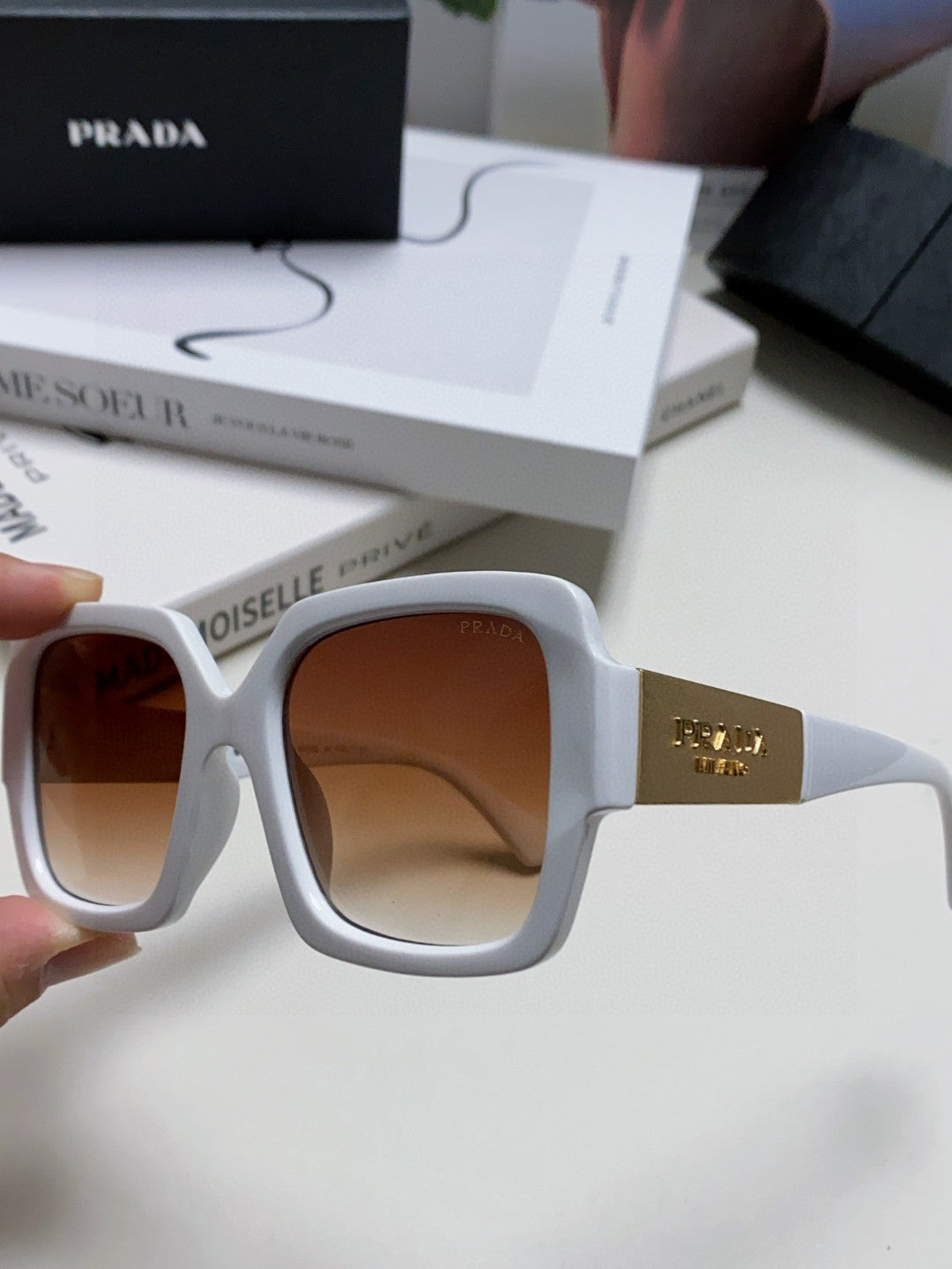 Prada Fashion Brown Lens Sunglasses for Men & Women - 415714 - detail image 5