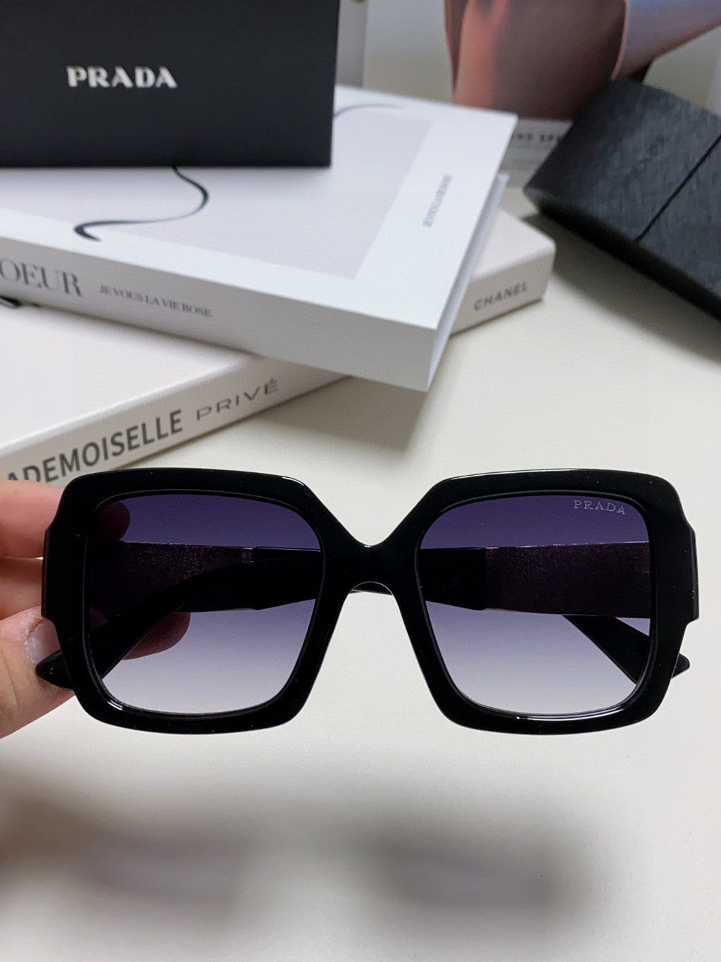 Prada Fashion Black Lens Sunglasses for Men & Women - 415716 - detail image 3