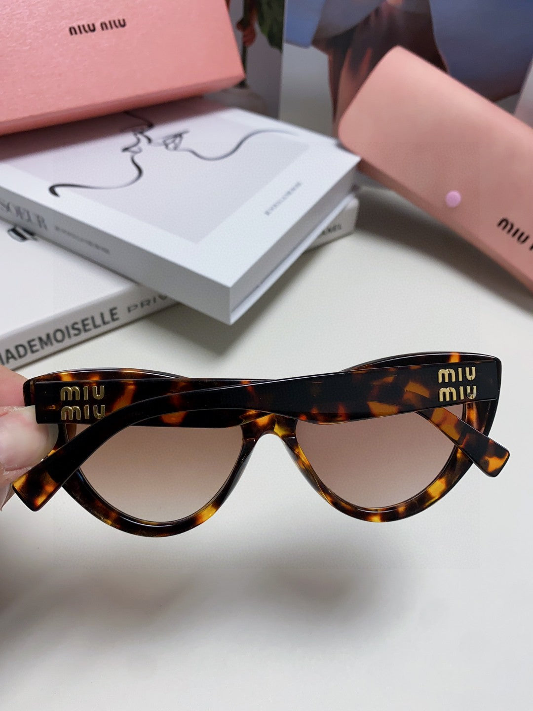 Miu Miu Cat-Eye Brown Lens Sunglasses for Men & Women - 998416 - detail image 6