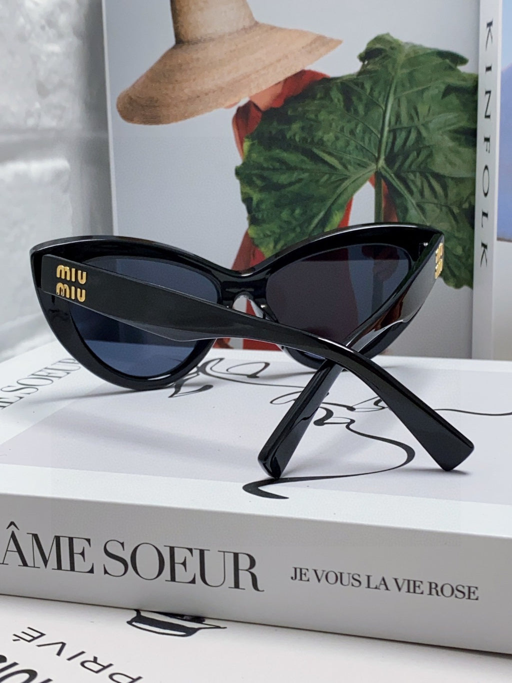 Miu Miu Cat-Eye Gray Lens Sunglasses for Men & Women - detail image 4