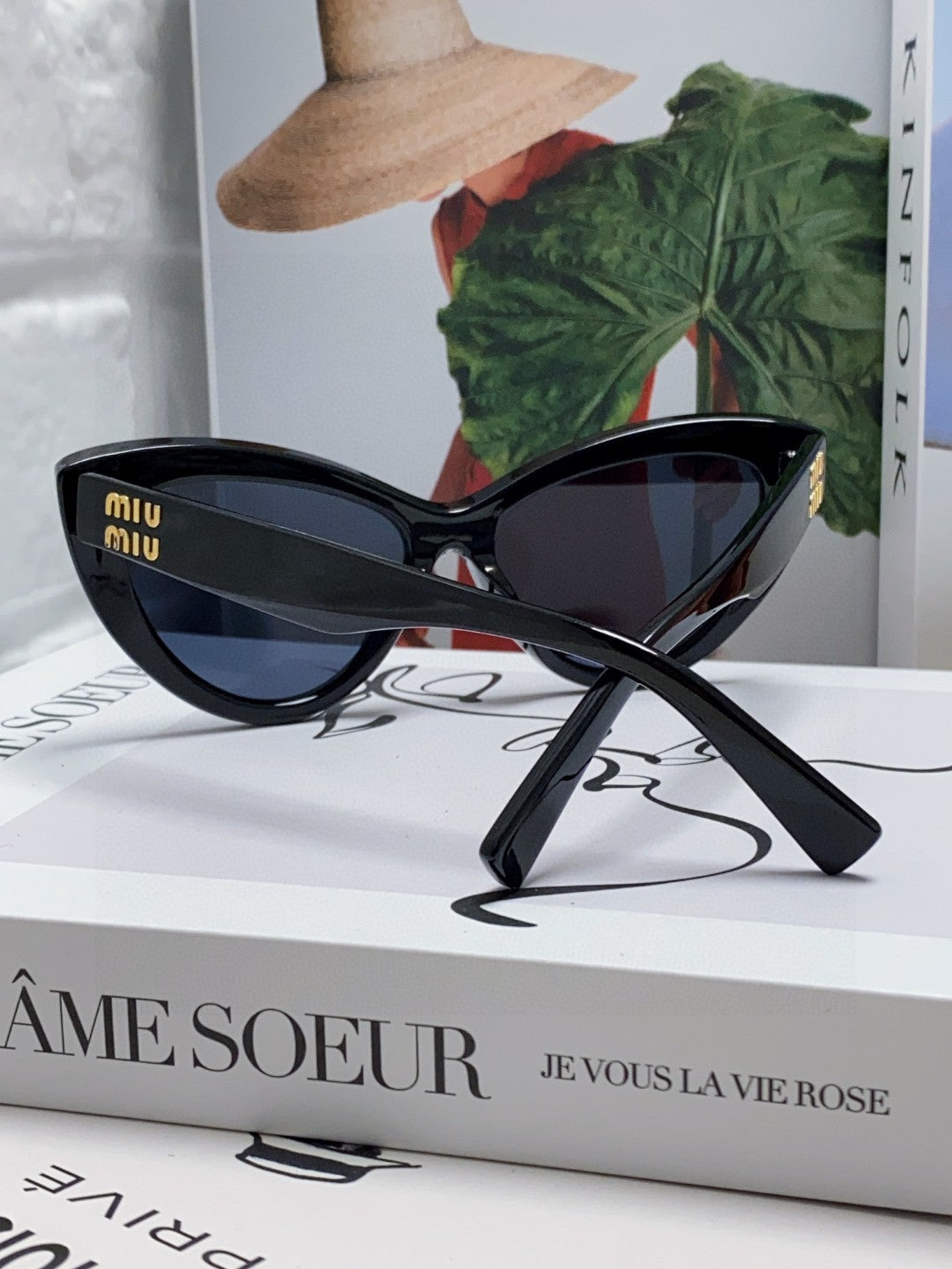Miu Miu Cat-Eye Gray Lens Sunglasses for Men & Women - detail image 4