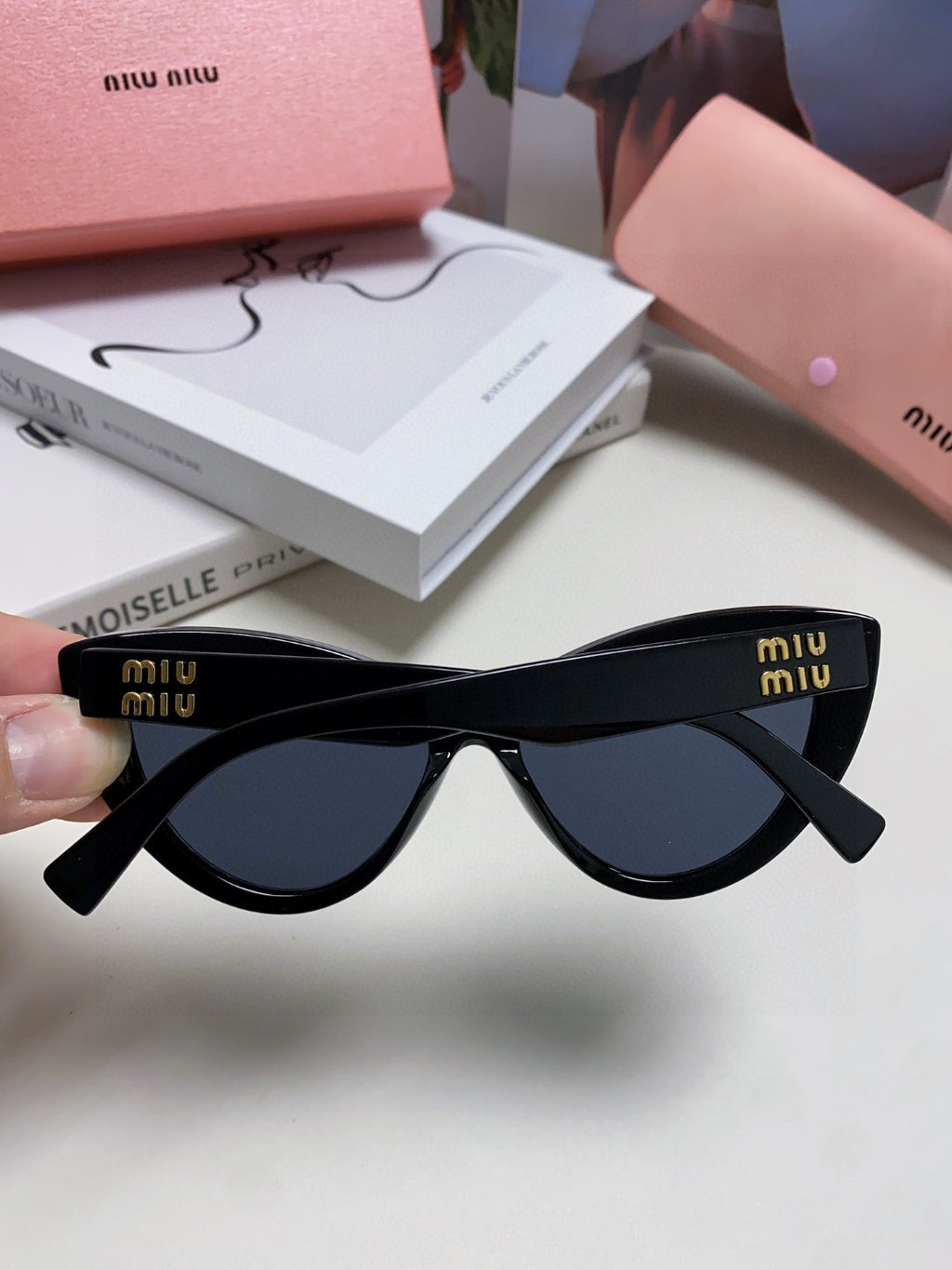 Miu Miu Cat-Eye Gray Lens Sunglasses for Men & Women - 998417 - detail image 6