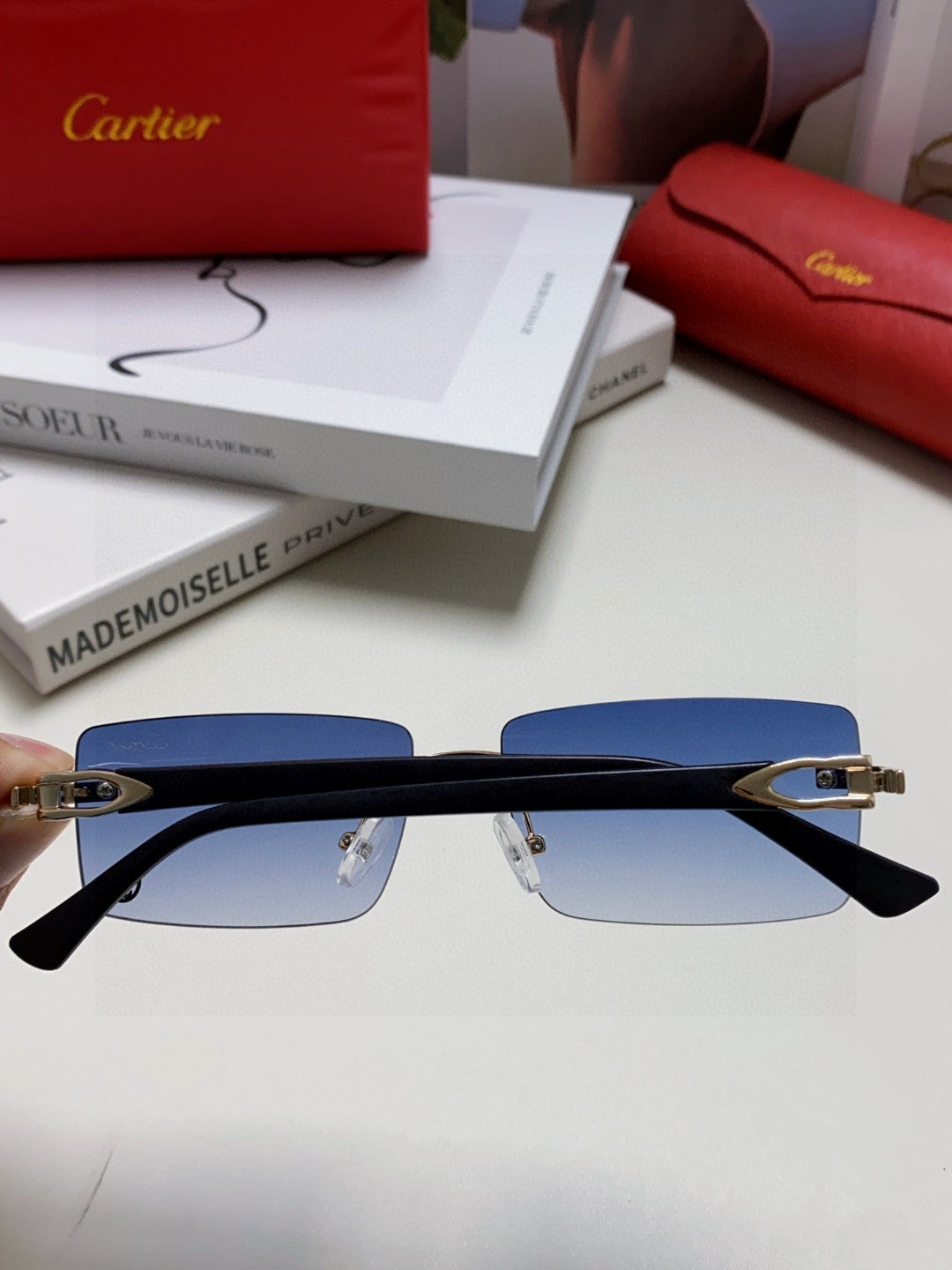 Cartier Blue-Light Rimless Blue Lens Sunglasses for Men & Women - 998248 - detail image 4