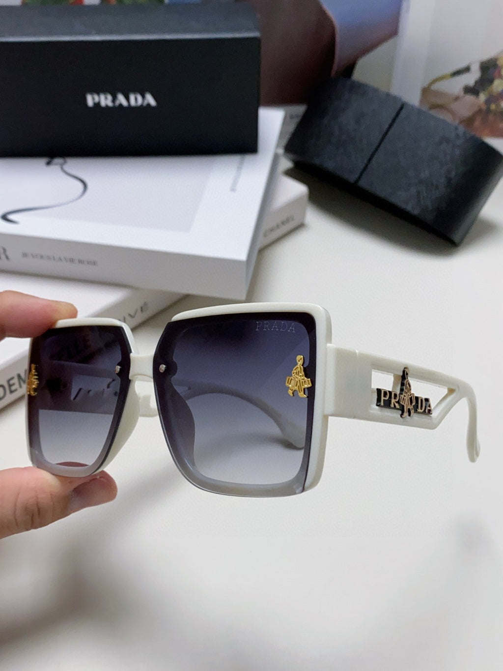 Prada Fashion Silver Lens Sunglasses for Men & Women - 487182 - detail image 5