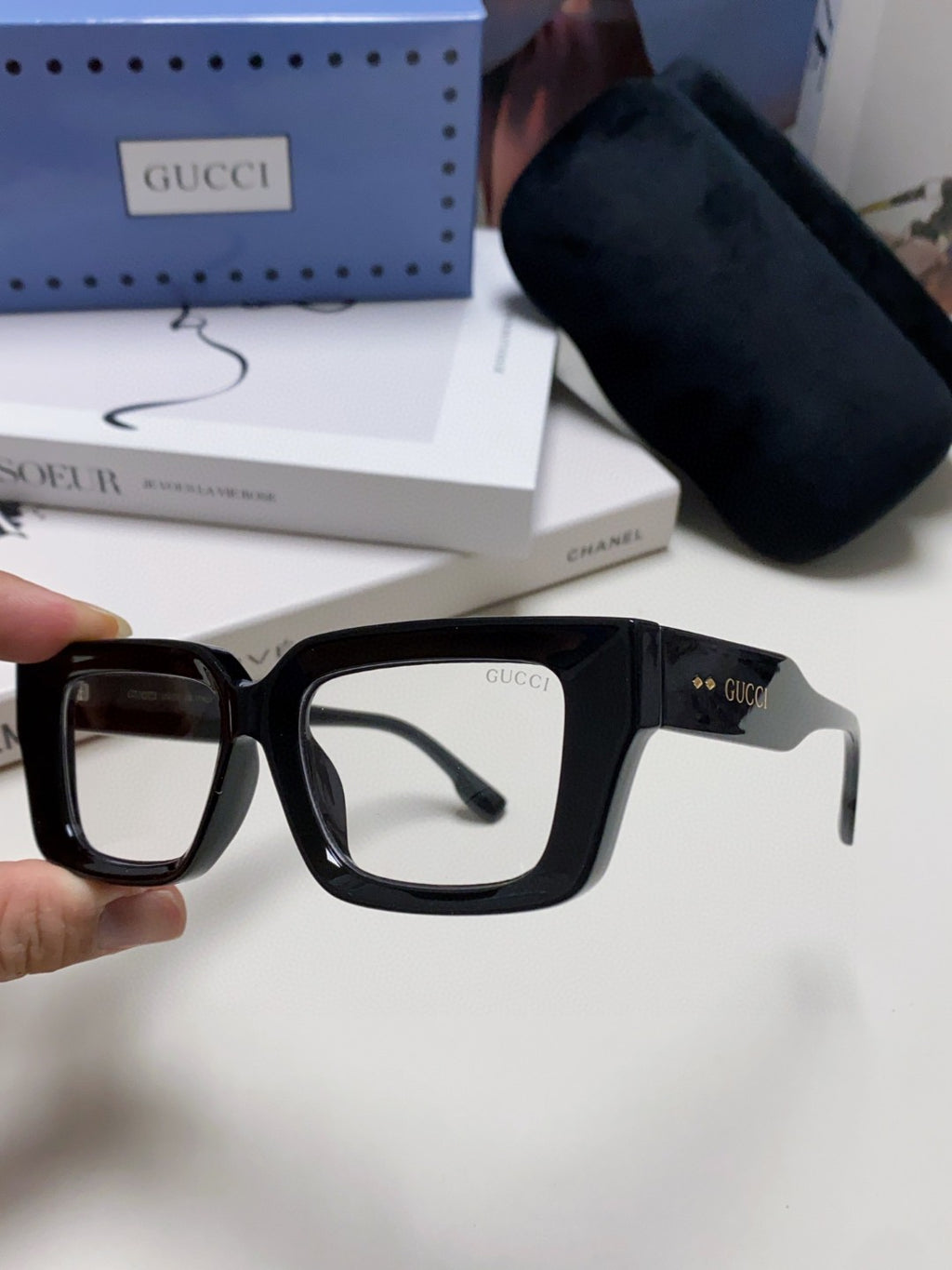 Gucci GG1529S Fashion Silver Lens Sunglasses for Men & Women - 997551 - detail image 5