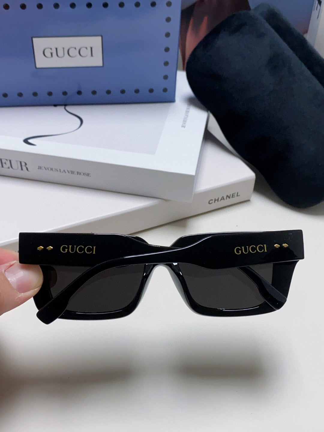 Gucci GG1529S Fashion Silver Lens Sunglasses for Men & Women - 997552 - detail image 4