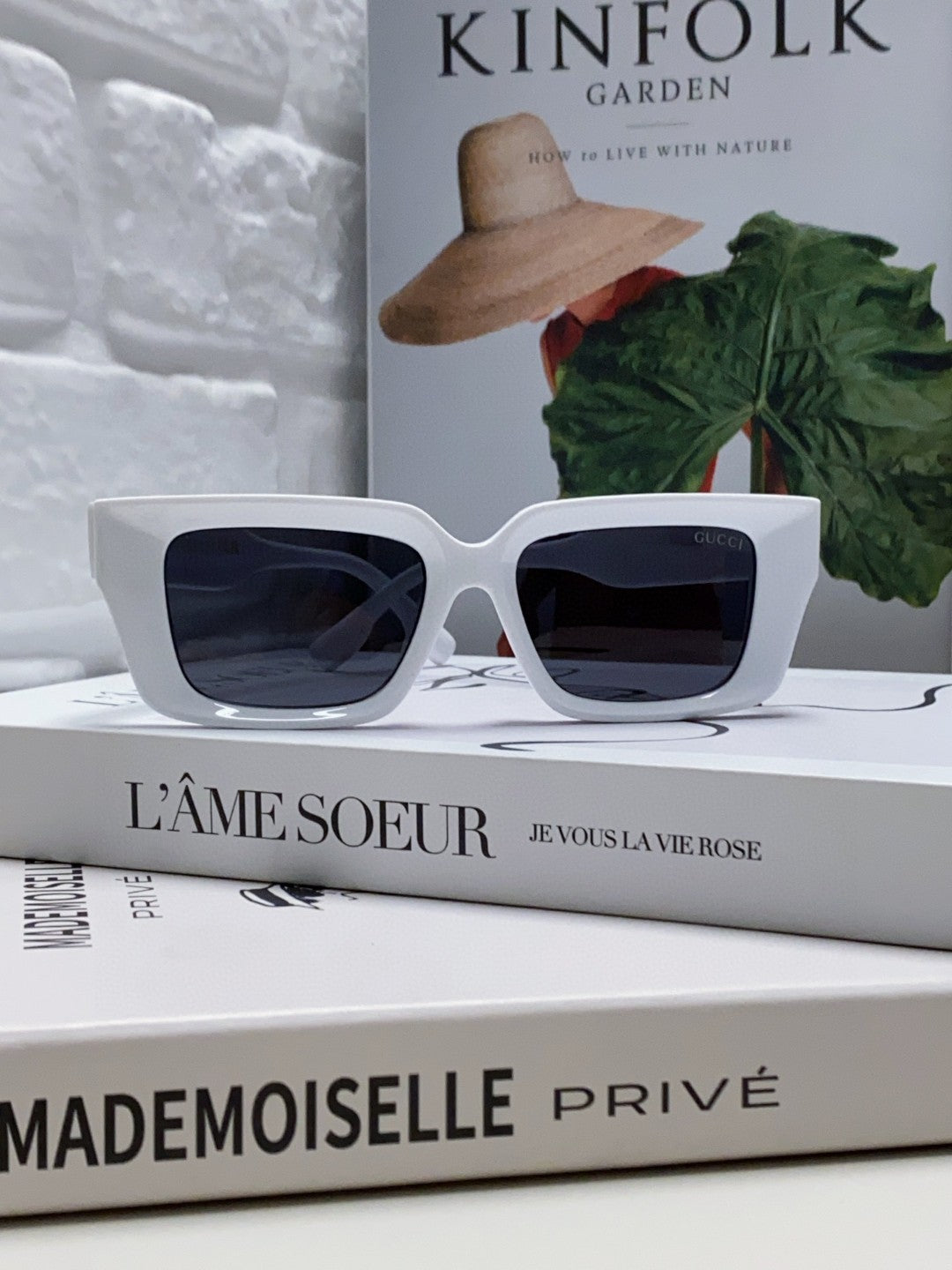 Gucci GG1529S Fashion Silver Lens Sunglasses for Men & Women - 493345
