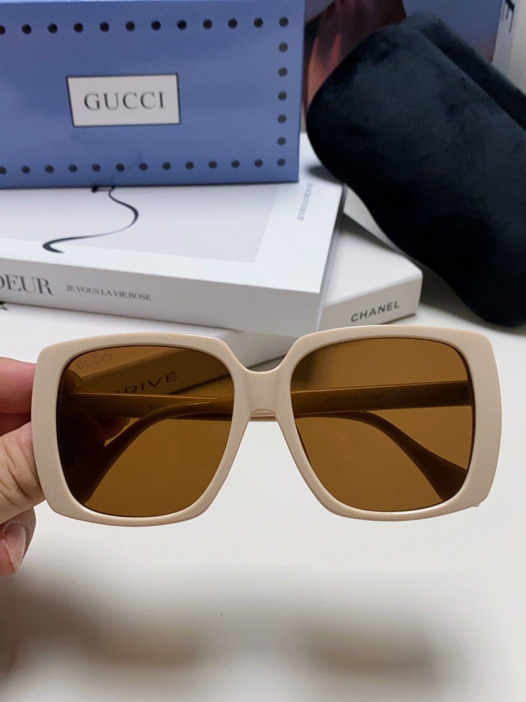 Gucci Oversized Brown Lens Sunglasses for Women - 997557 - detail image 3