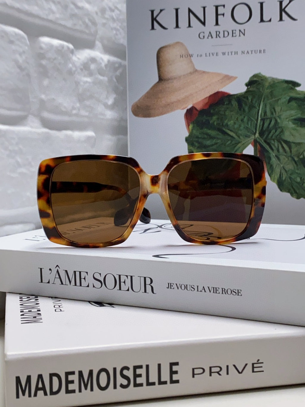 Gucci Oversized Brown Lens Sunglasses for Women - 997559