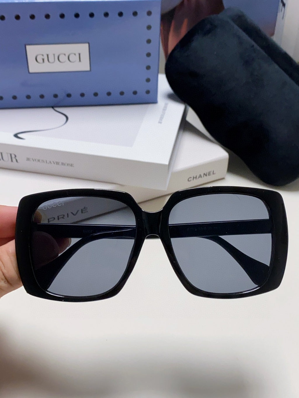 Gucci Oversized Blue Lens Sunglasses for Women - detail image 3