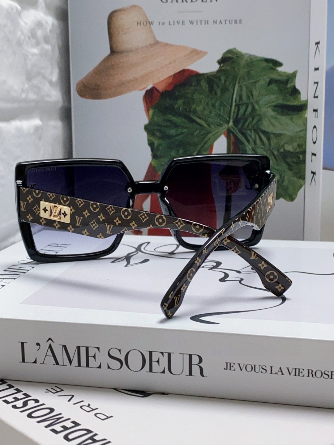 Louis Vuitton Polarized Oversized Gray Lens Sunglasses for Men & Wome - 933764 - detail image 2