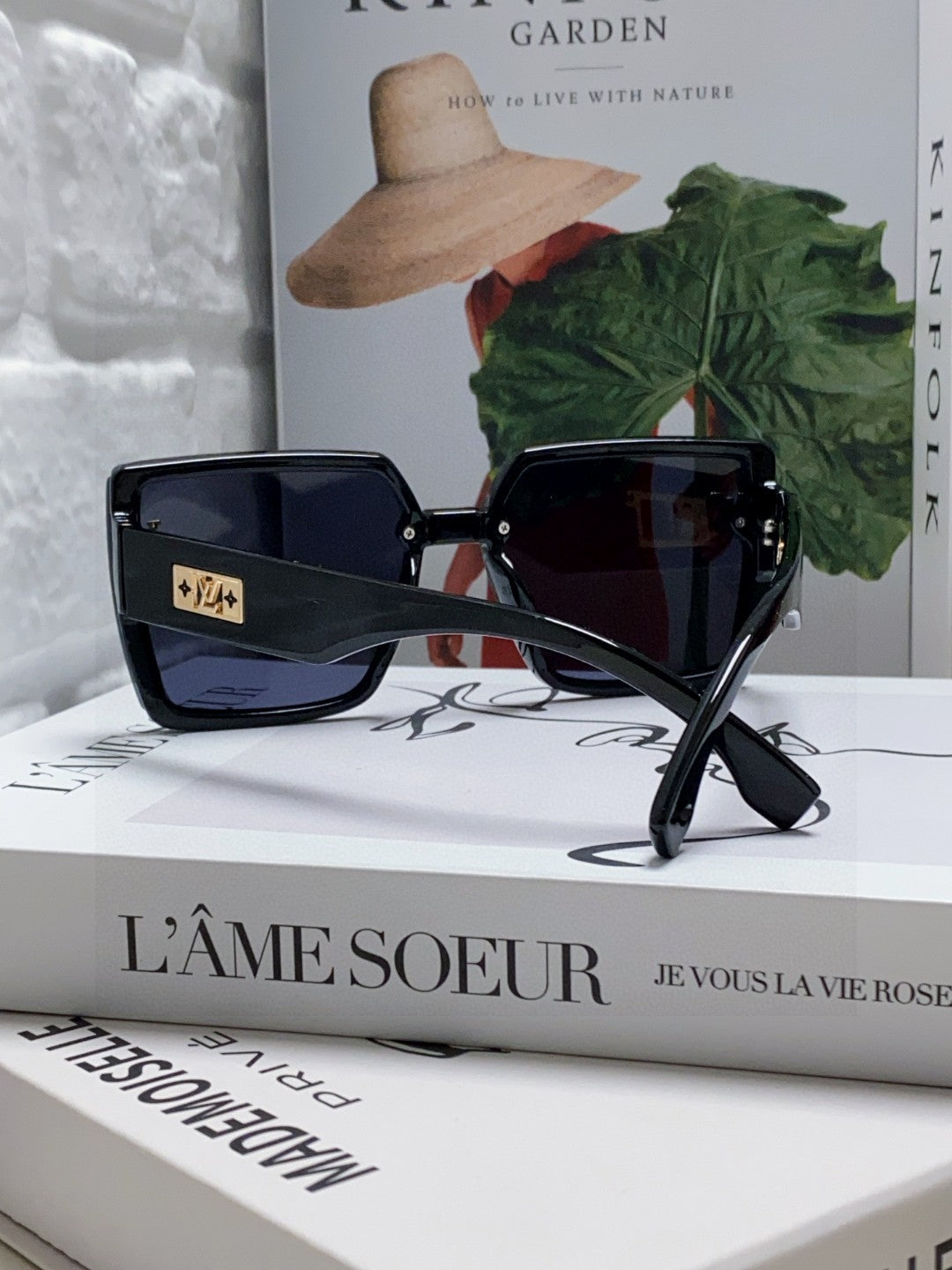 Louis Vuitton Polarized Oversized Blue Lens Sunglasses for Men & Wome - 933767 - detail image 2