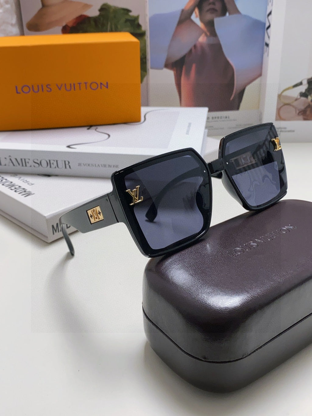 Louis Vuitton Polarized Oversized Blue Lens Sunglasses for Men & Wome - 933767 - detail image 7