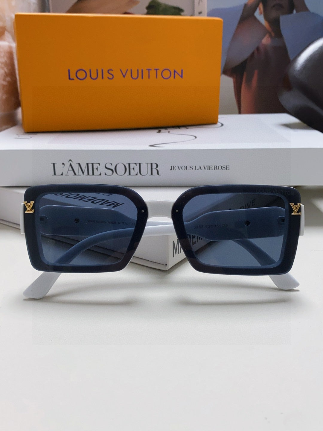 Louis Vuitton Polarized Square Gold Lens Sunglasses for Women - 933770 - detail image 5