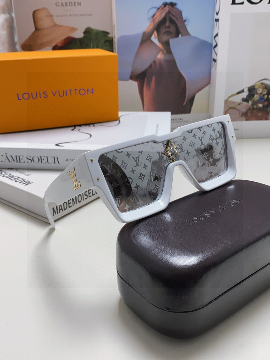 Louis Vuitton Square Gray Lens Sunglasses for Men & Women - 933773 - detail image 7