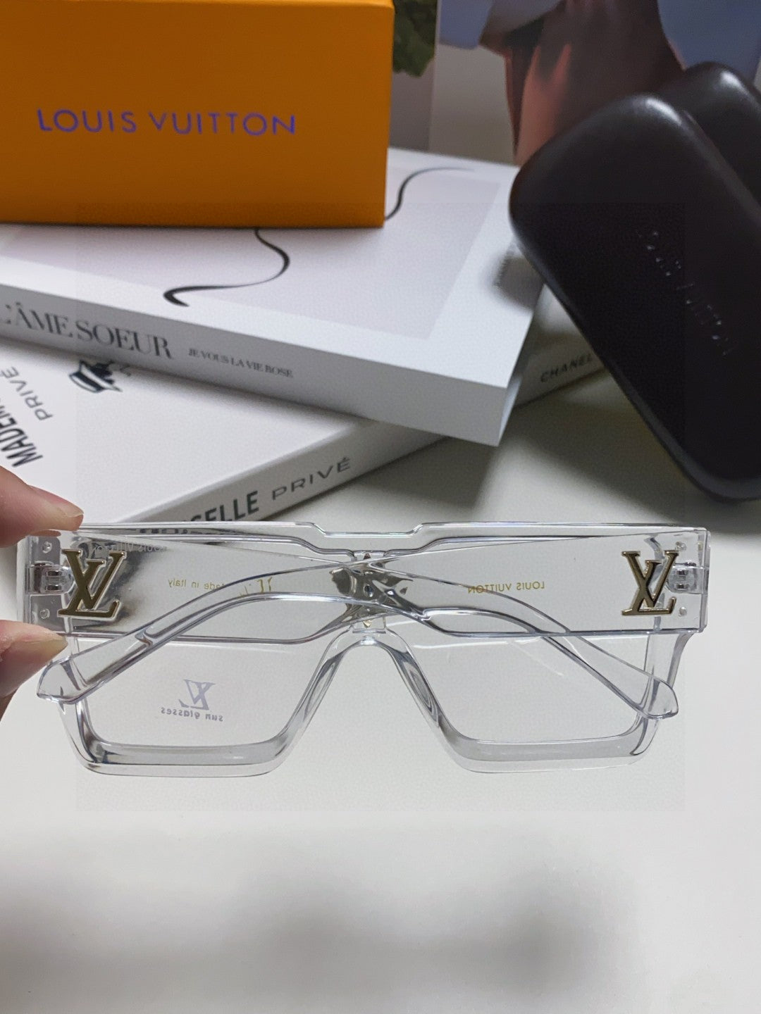 Louis Vuitton Square Silver Lens Sunglasses for Men & Women - 371397 - detail image 3
