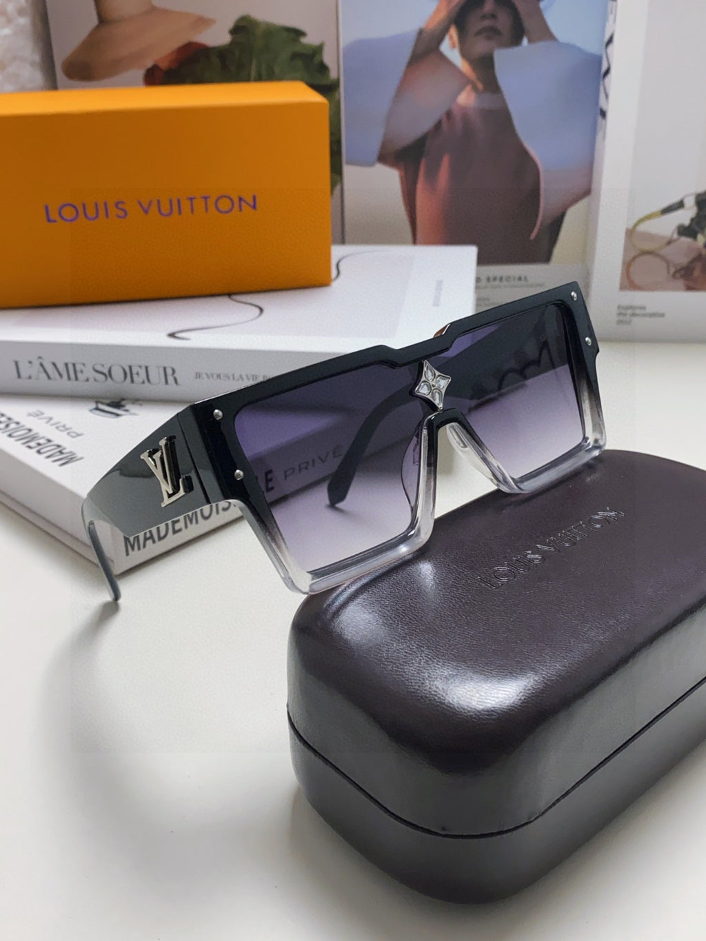 Louis Vuitton Square Black Lens Sunglasses for Men & Women - 933777 - detail image 7
