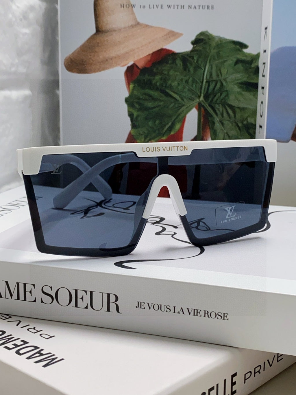 Louis Vuitton Fashion Blue Lens Sunglasses for Men - 371267