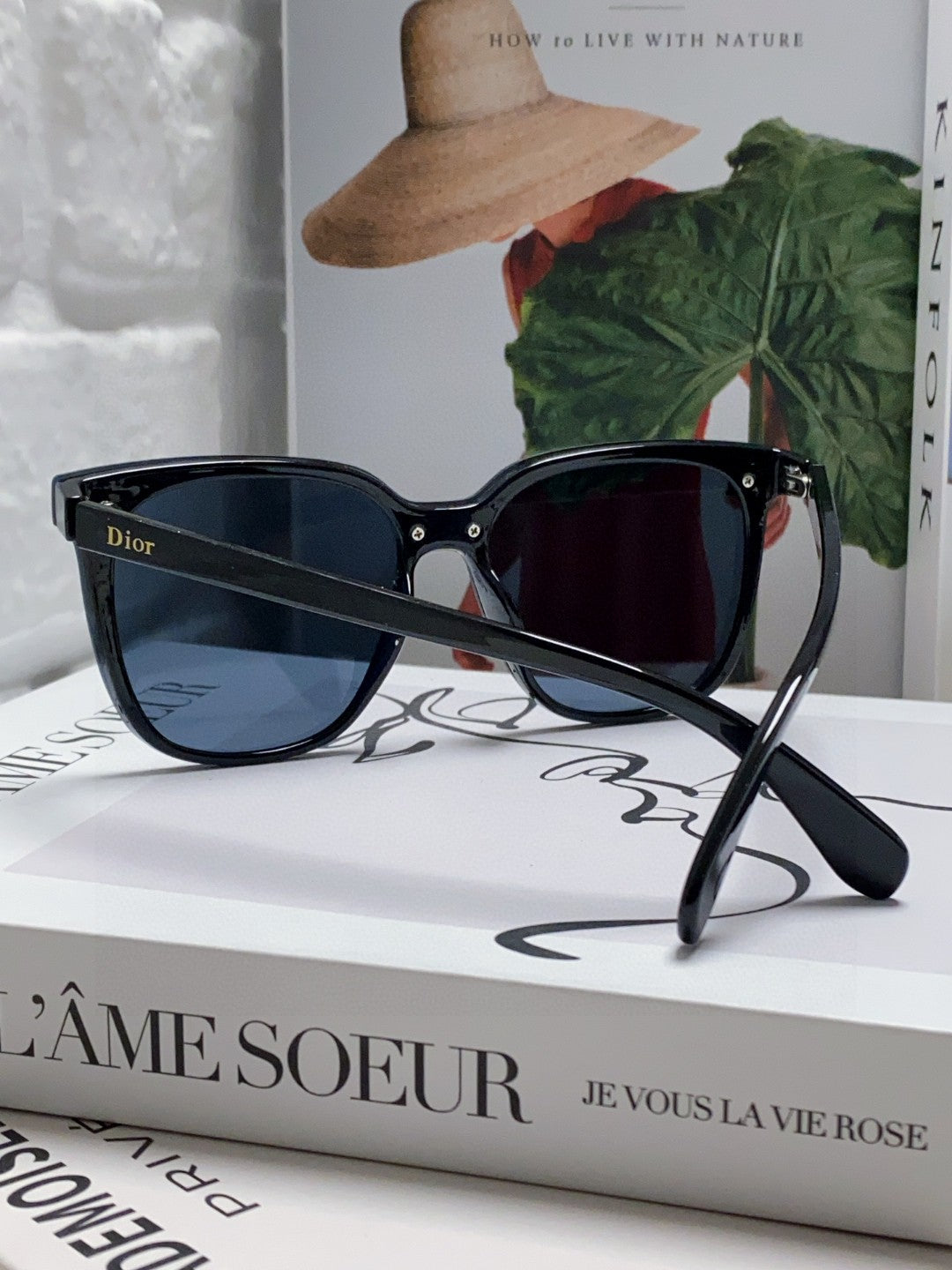 Dior Polarized Fashion Blue Lens Sunglasses for Men & Women - 382395 - detail image 2