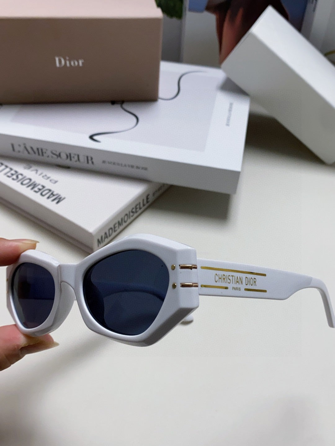 Dior Fashion Gold Lens Sunglasses for Men & Women - 382402 - detail image 5
