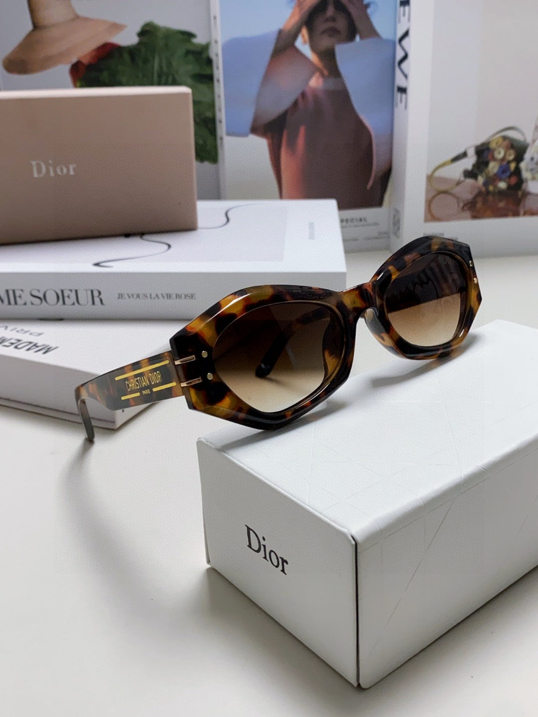 Dior Fashion Brown Lens Sunglasses for Men & Women - 382403 - detail image 7