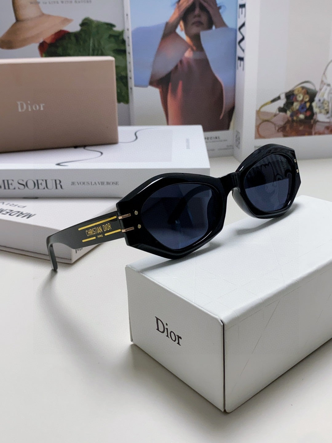 Dior Fashion Black Lens Sunglasses for Men & Women - 382404 - detail image 9