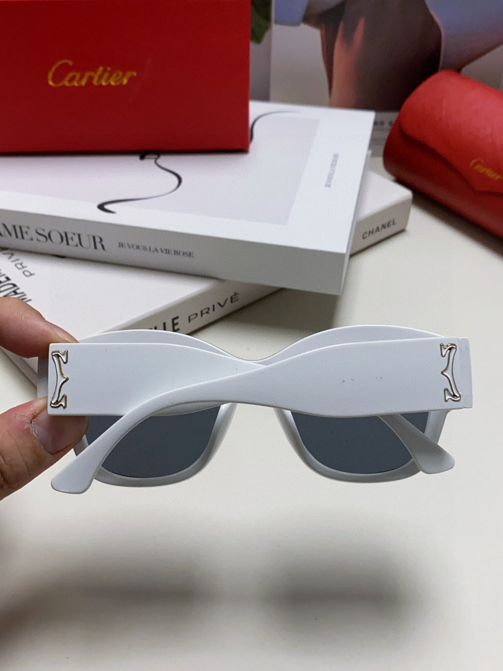 Cartier Cat-Eye Blue Lens Sunglasses for Men & Women - detail image 4